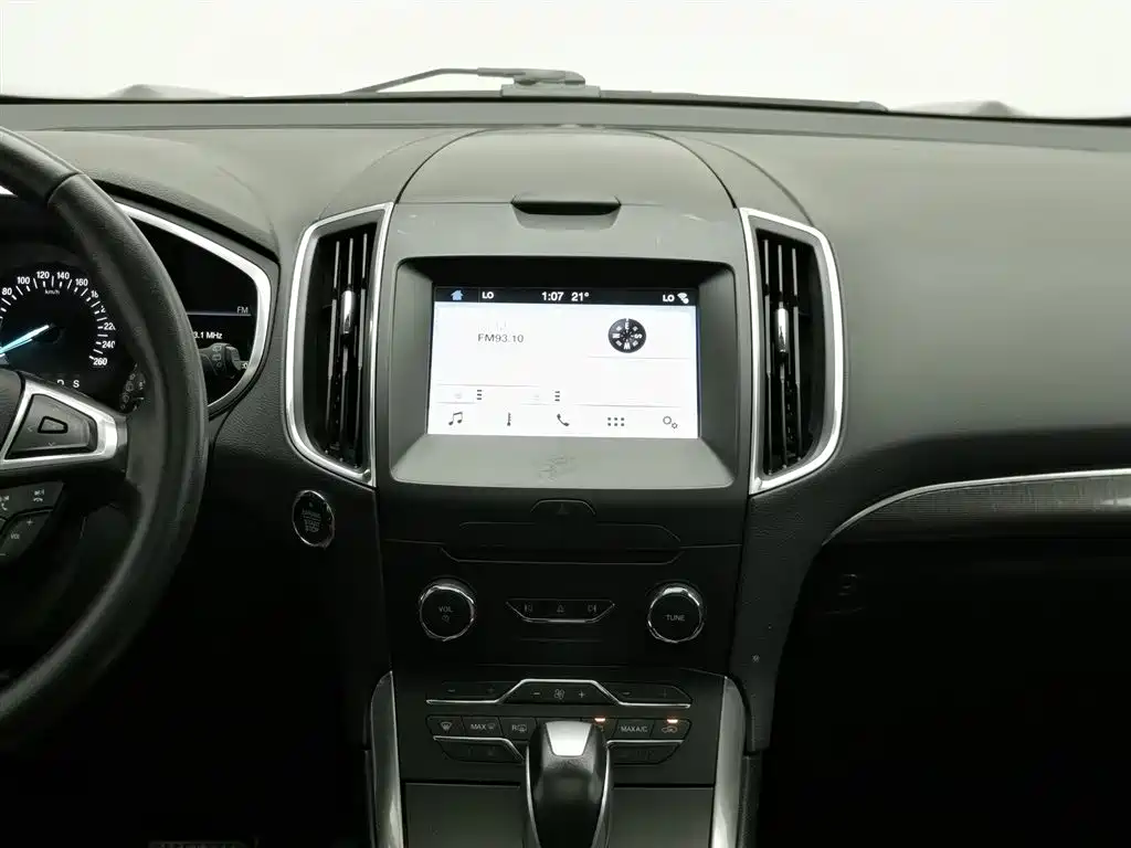 Ford Edge 2017 — фото 12