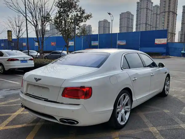 Bentley Flying Spur 2016