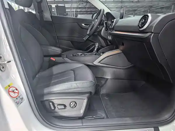Audi Q2L 2022