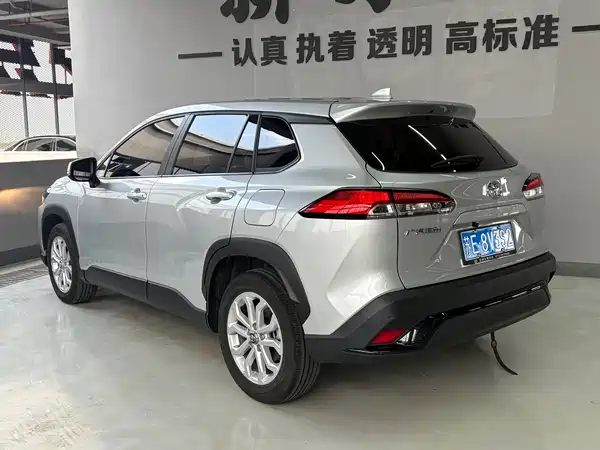 Toyota Frontlander 2024