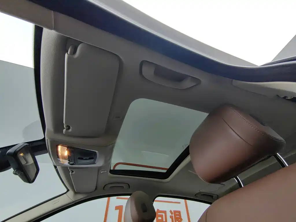 BMW 5 Series 2016 — фото 14
