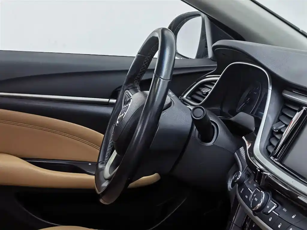 Buick Excelle 2019 — фото 22