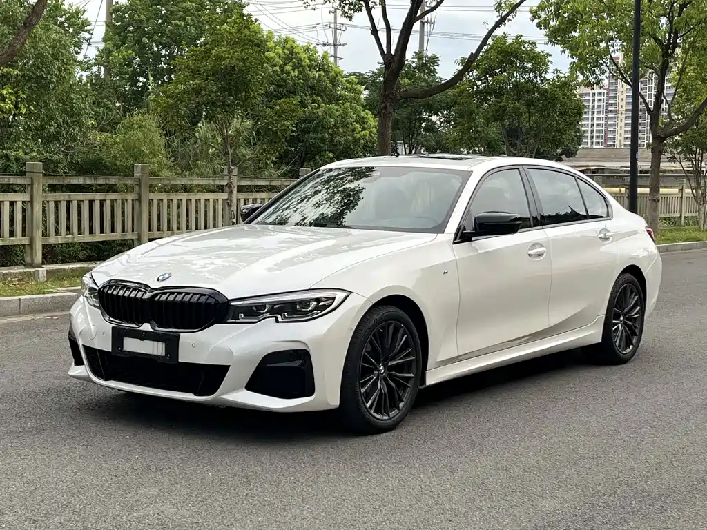 BMW 3 Series 2022