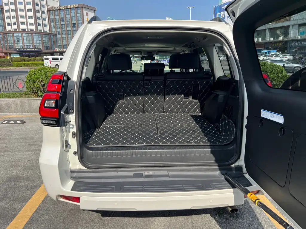 Toyota Prado 2018 — фото 23