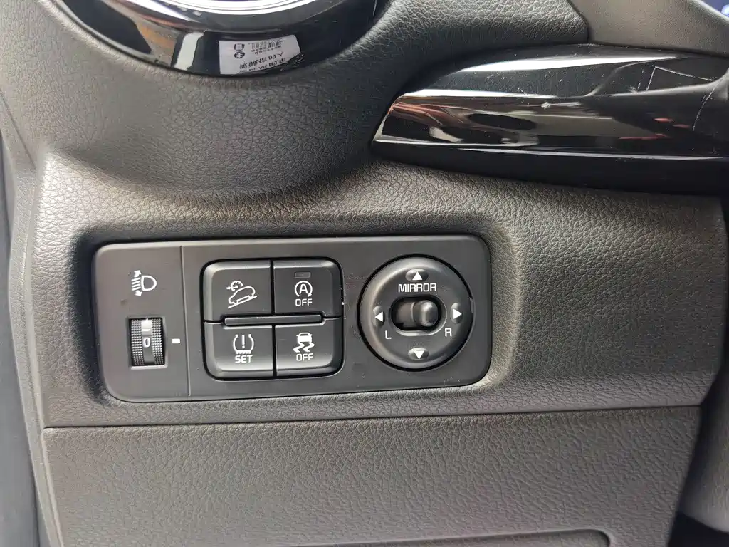 Kia KX1 2020 — фото 15