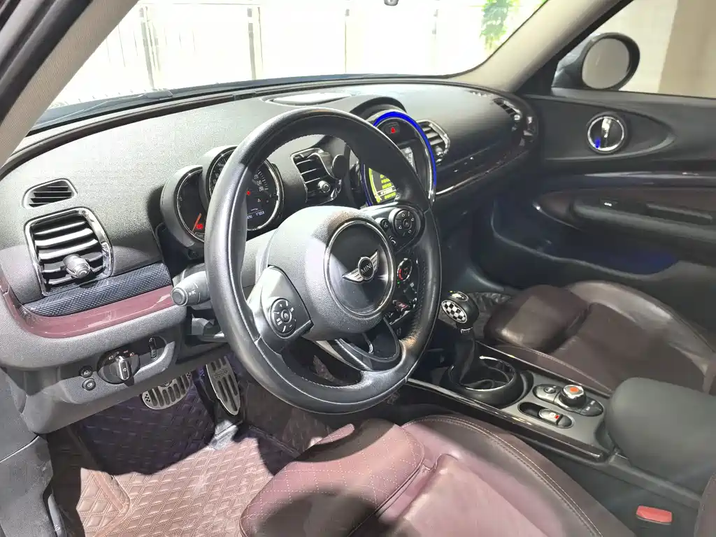 MINI Clubman 2017 — фото 14