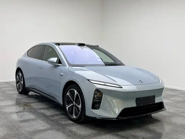 NIO ET5 2025