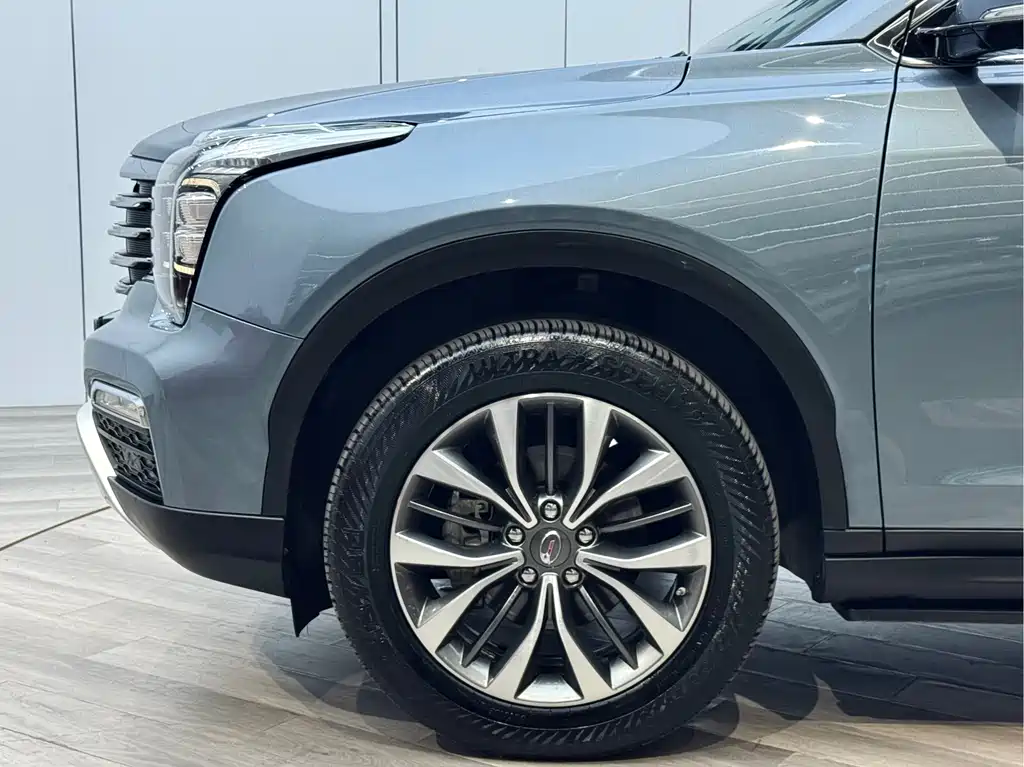 GAC Motor Trumpchi GS8 2017 — фото 10