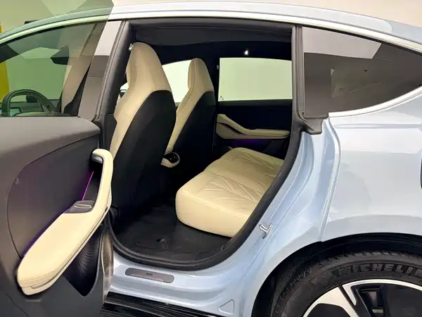 NIO ET5 2025