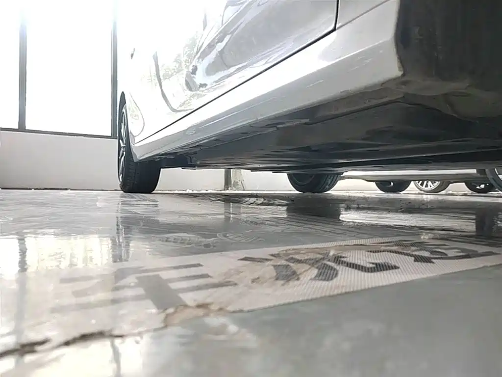 Toyota Camry 2022 — фото 19