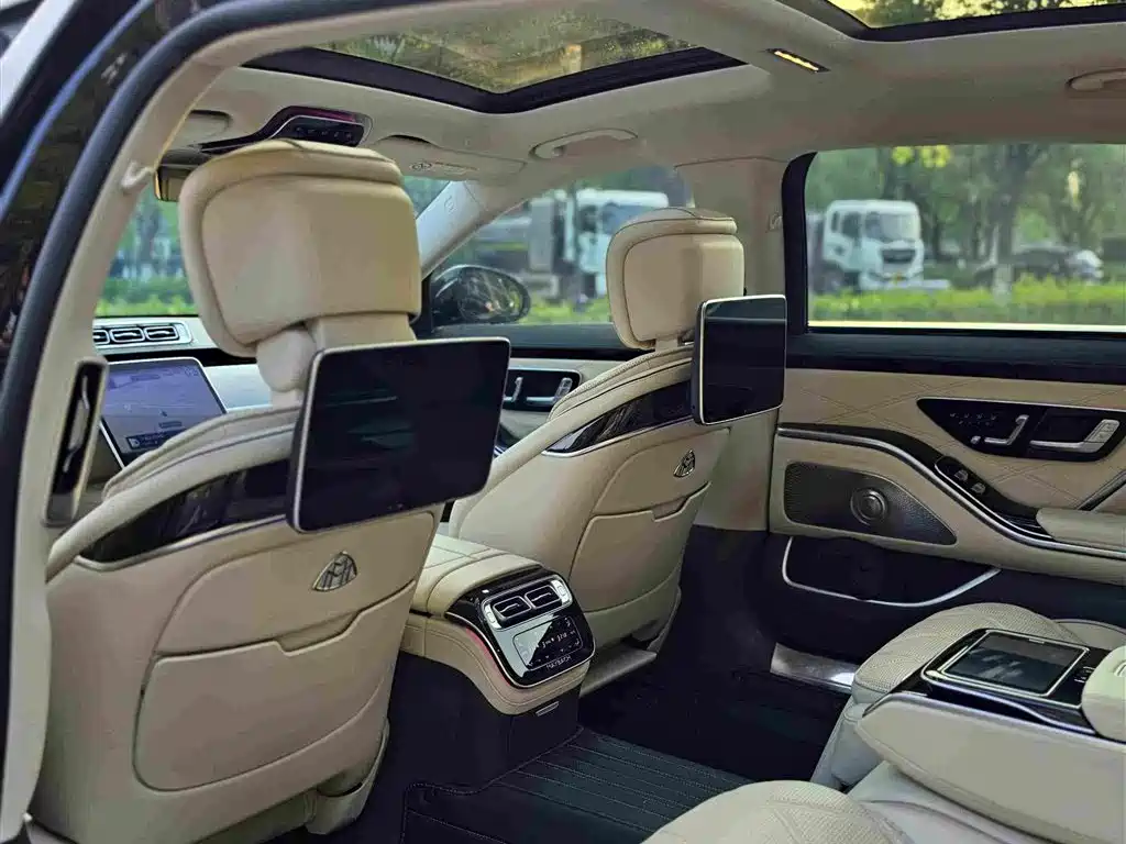Mercedes-Benz Maybach S-Class 2021 — фото 14