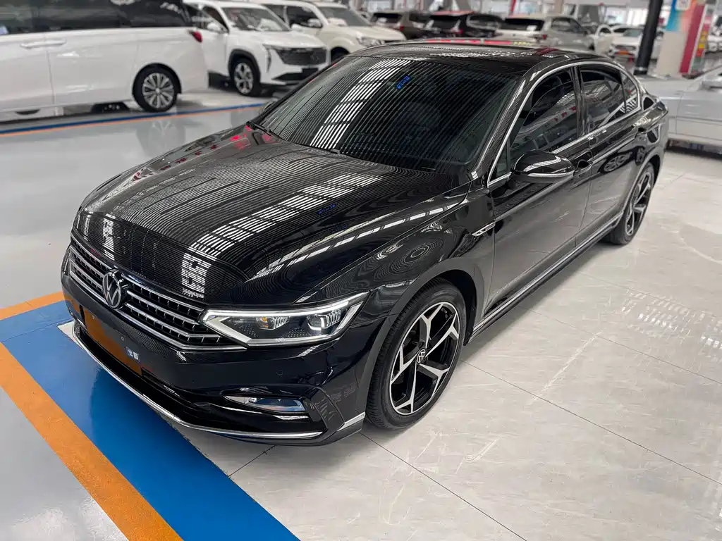 Volkswagen Magotan 2022