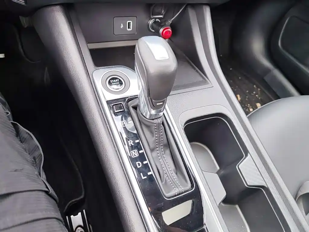 Nissan Sylphy 2020 — фото 14