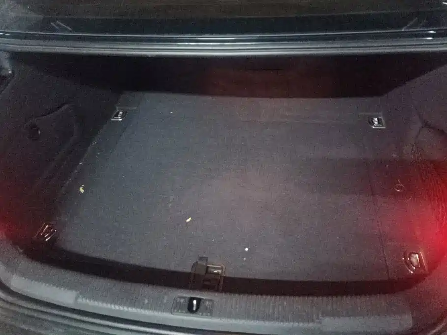 Audi A6L 2012