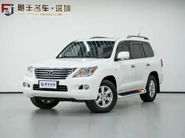 Lexus LX 2012