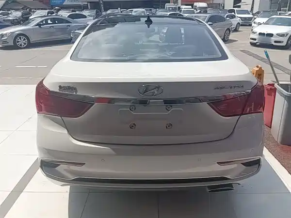 Hyundai Mistra 2017