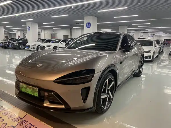 Xiaomi YU7 2025