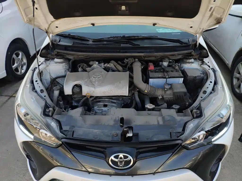 Toyota Yaris L 2019 — фото 20