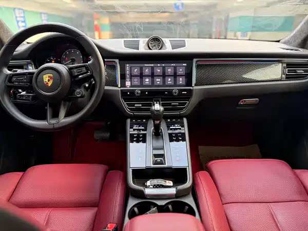 Porsche Macan 2023