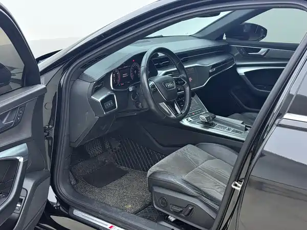 Audi A6L 2020