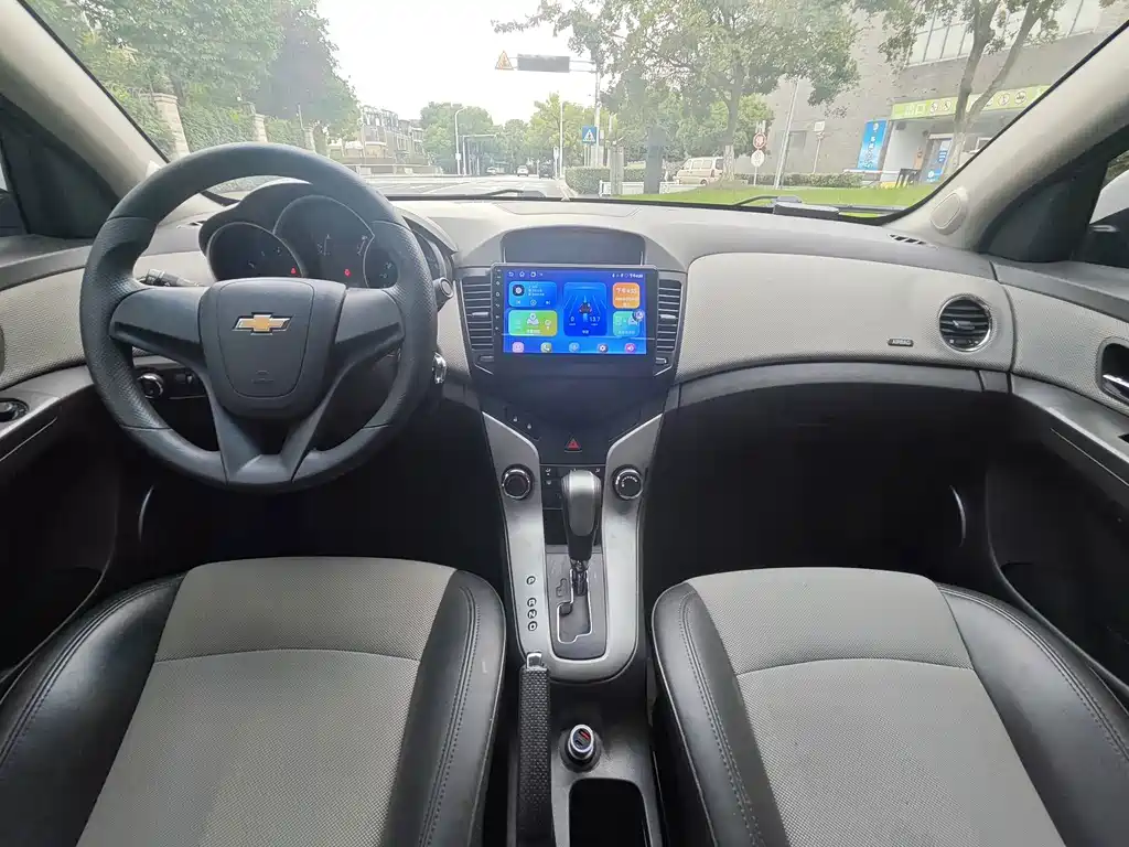 Chevrolet Cruze 2014 — фото 13