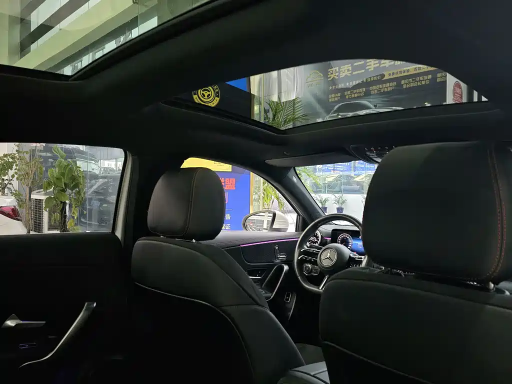 Mercedes-Benz A-Class 2023 — фото 16