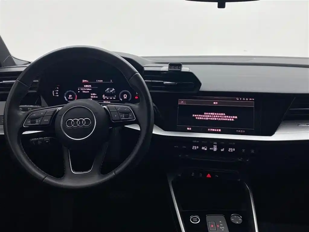 Audi A3 2023 — фото 4