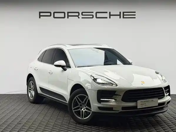 Porsche Macan 2021