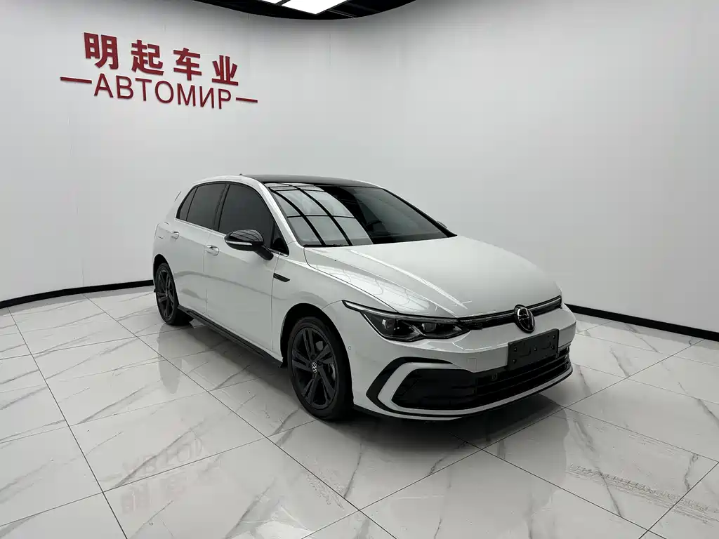 Volkswagen Golf 2023