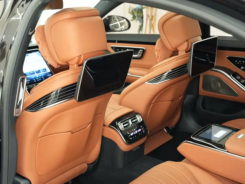 Mercedes-Benz S-Class 2025 — фото 18