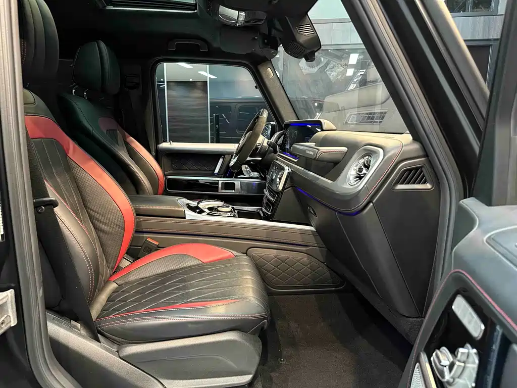 Mercedes-Benz G-Class 2023 — фото 13