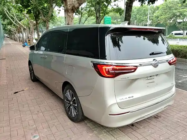 Buick GL8 2021