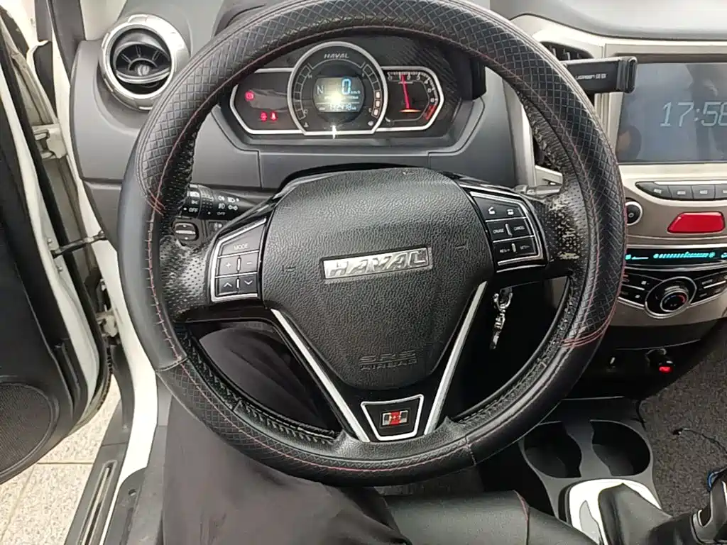 Haval H1 2017 — фото 11