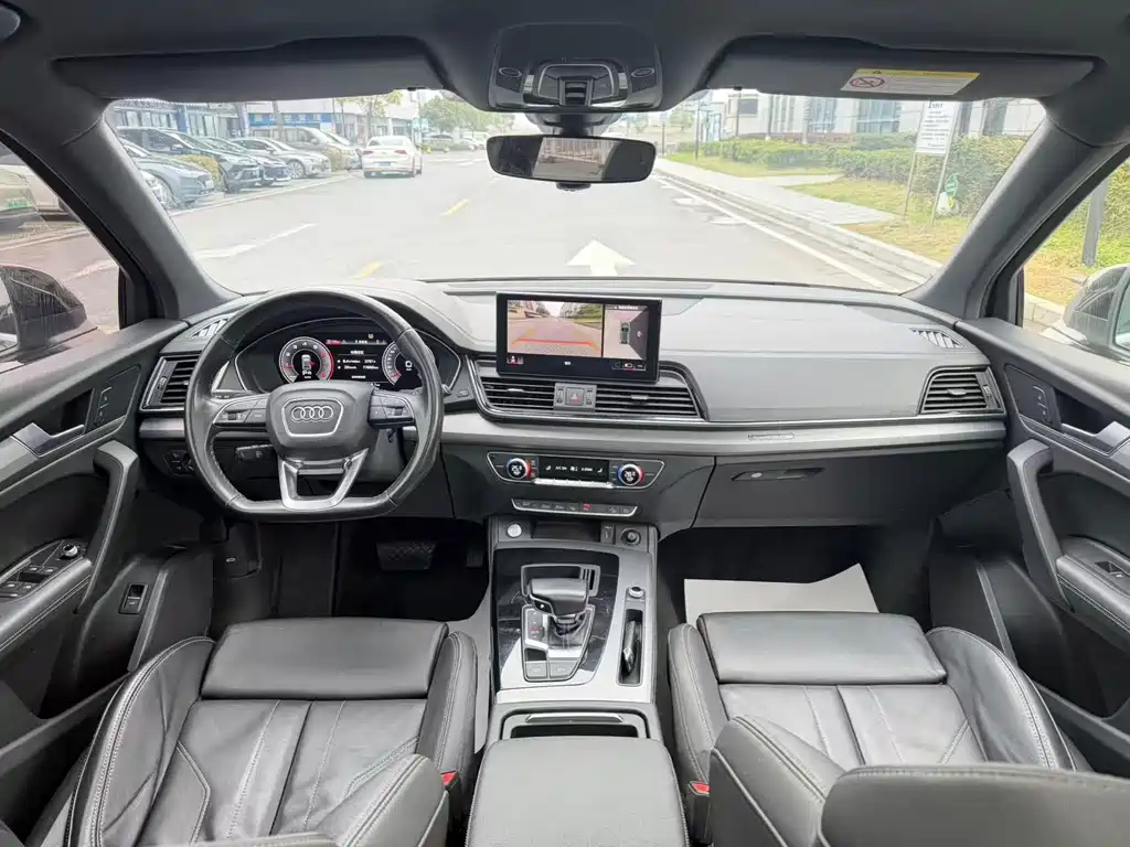 Audi Q5L Sportback 2022 — фото 13