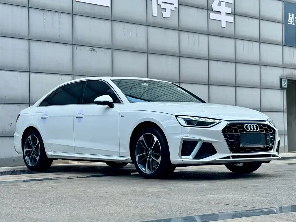 Audi A4L 2020 — фото 3