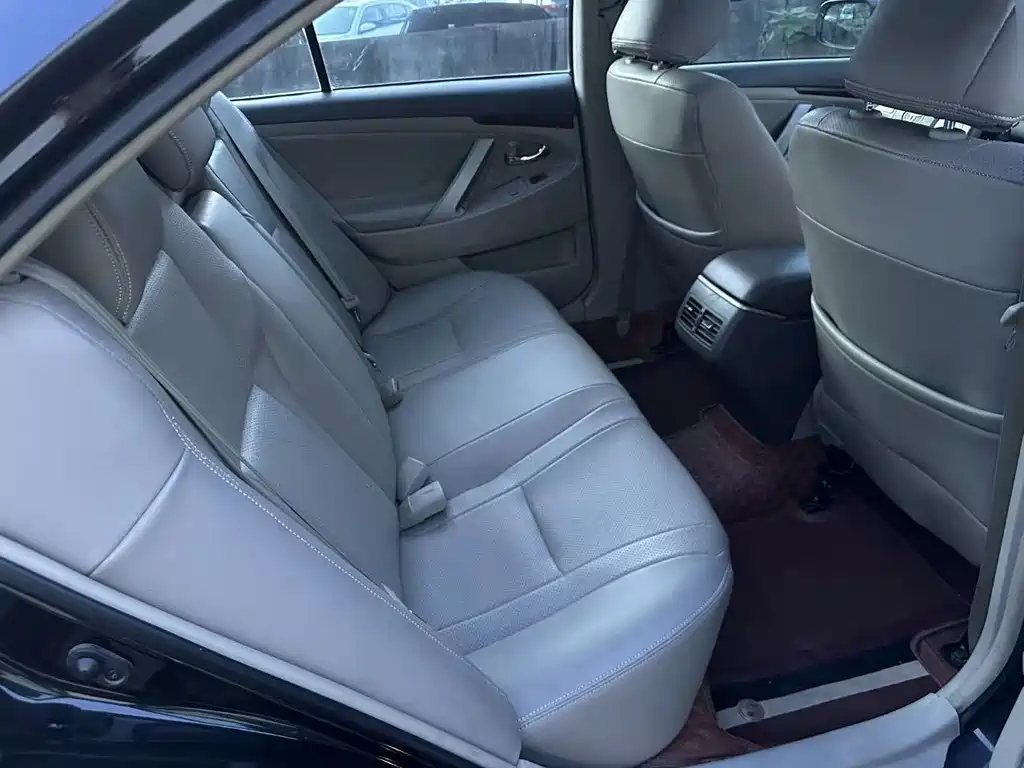 Toyota Camry 2015