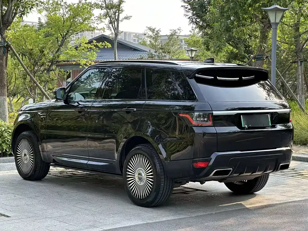 Land Rover Sport PHEV 2018 — фото 7