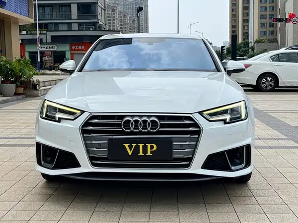 Audi A4L 2019