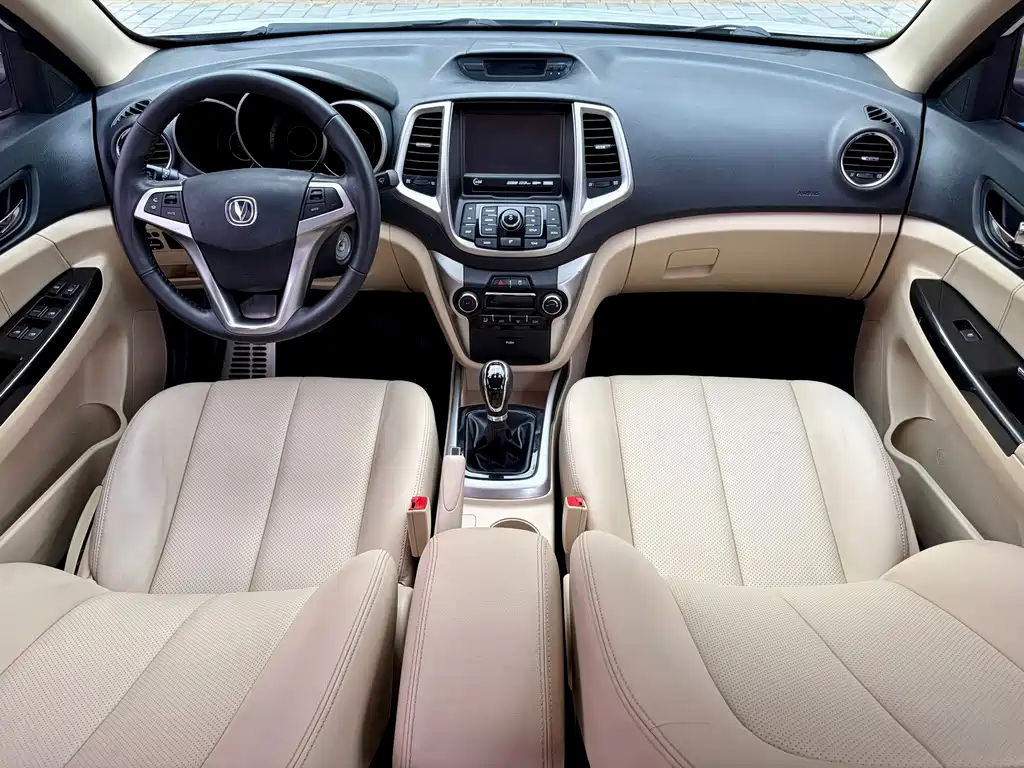 Changan Eado 2016 — фото 28