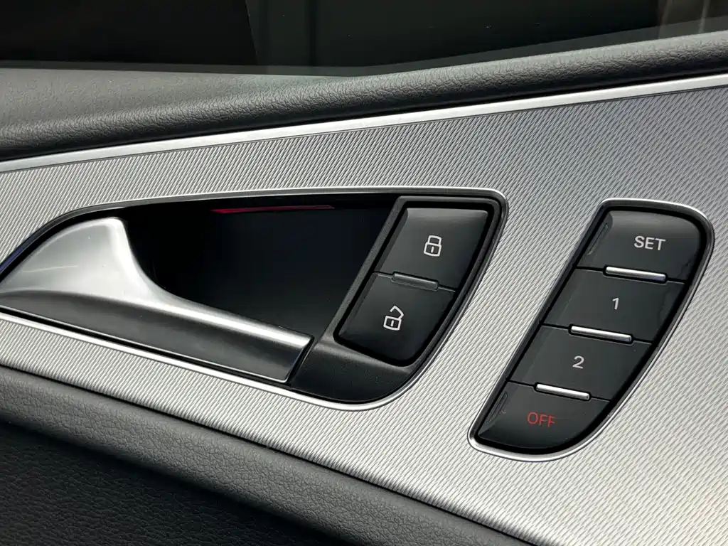 Audi A6 2019 — фото 11