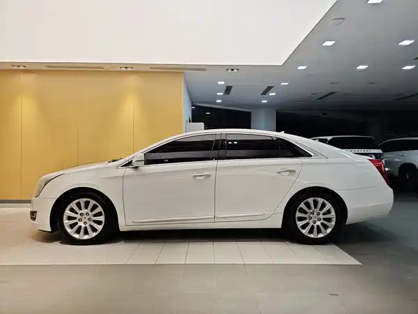 Cadillac XTS 2015