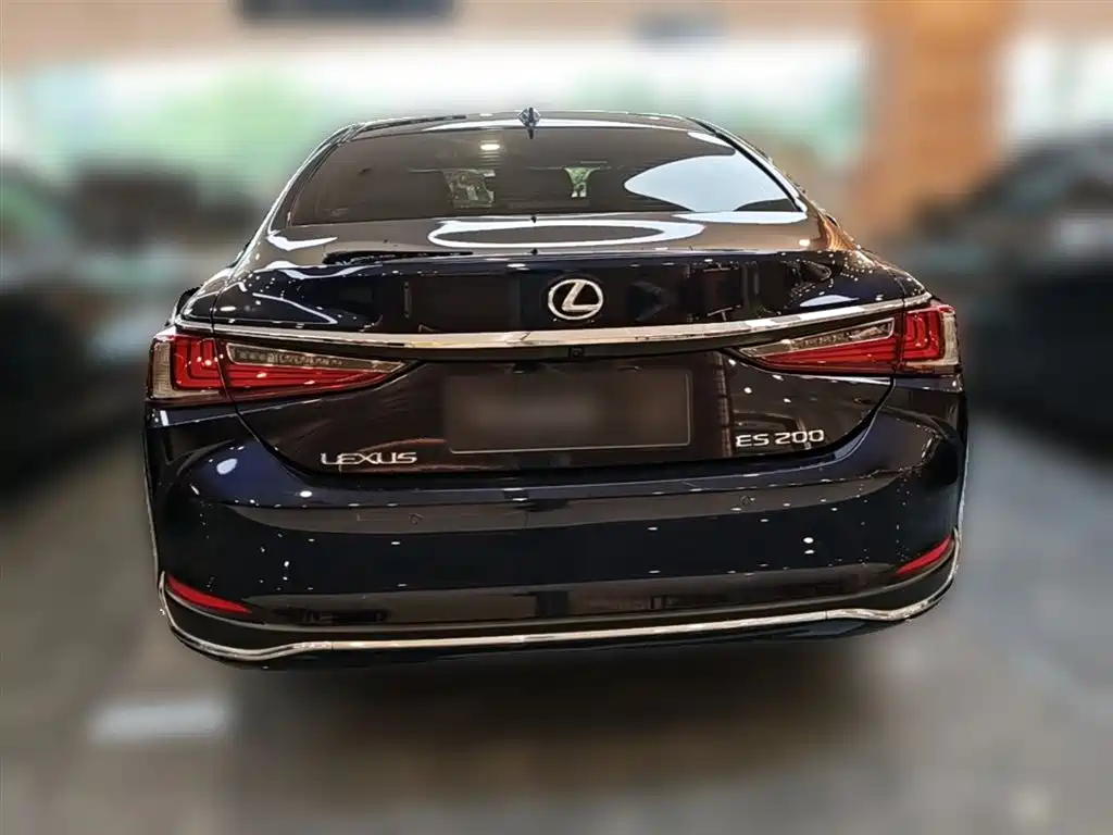 Lexus ES 2023 — фото 10