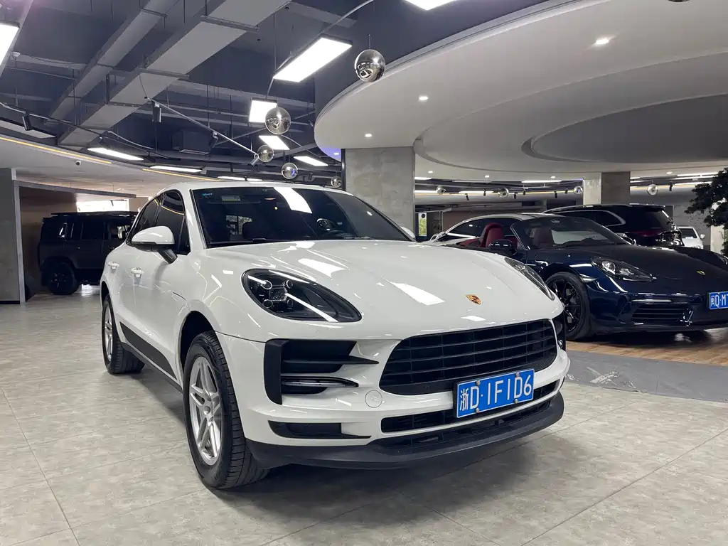 Porsche Macan 2020 — фото 2