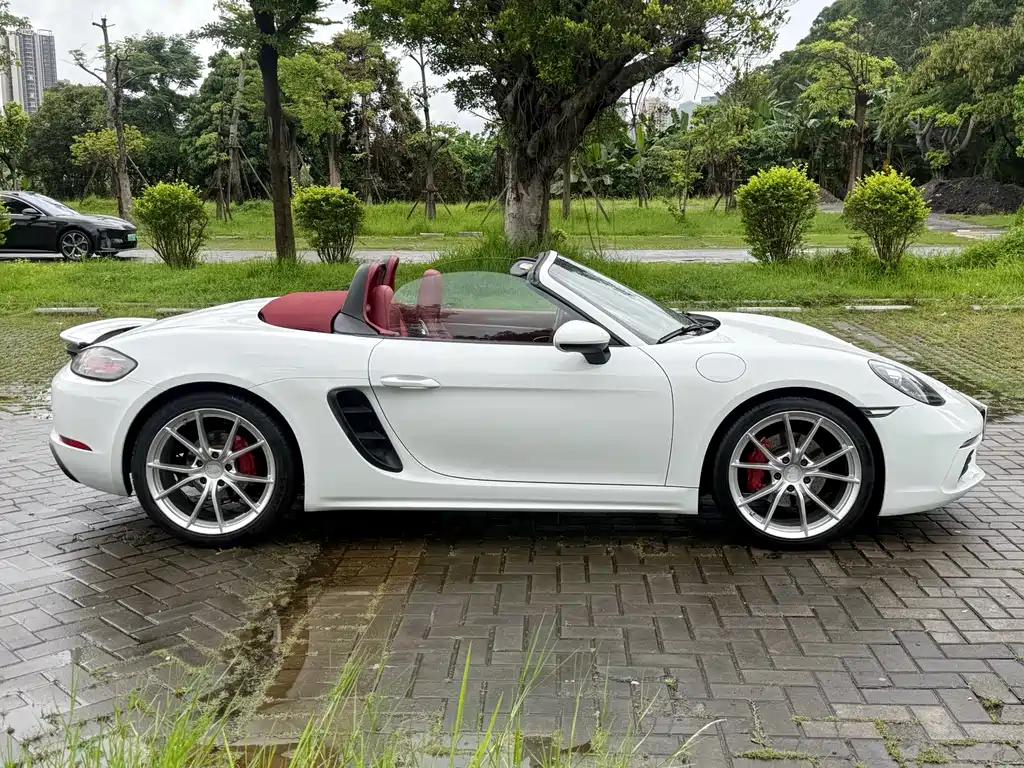 Porsche 718 2021 — фото 17