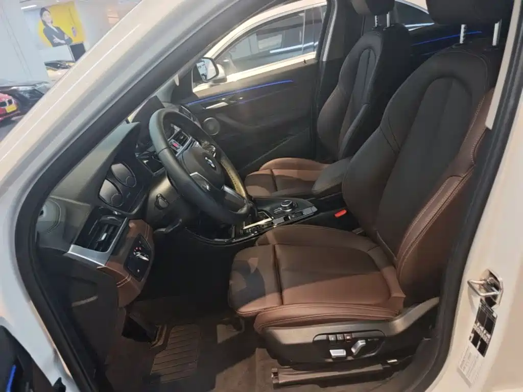 BMW X2 2023 — фото 15