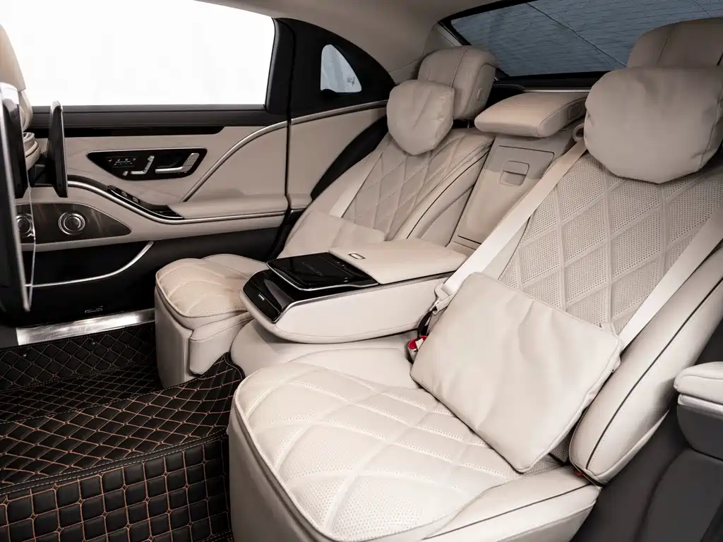 Mercedes-Benz S-Class 2025 — фото 18