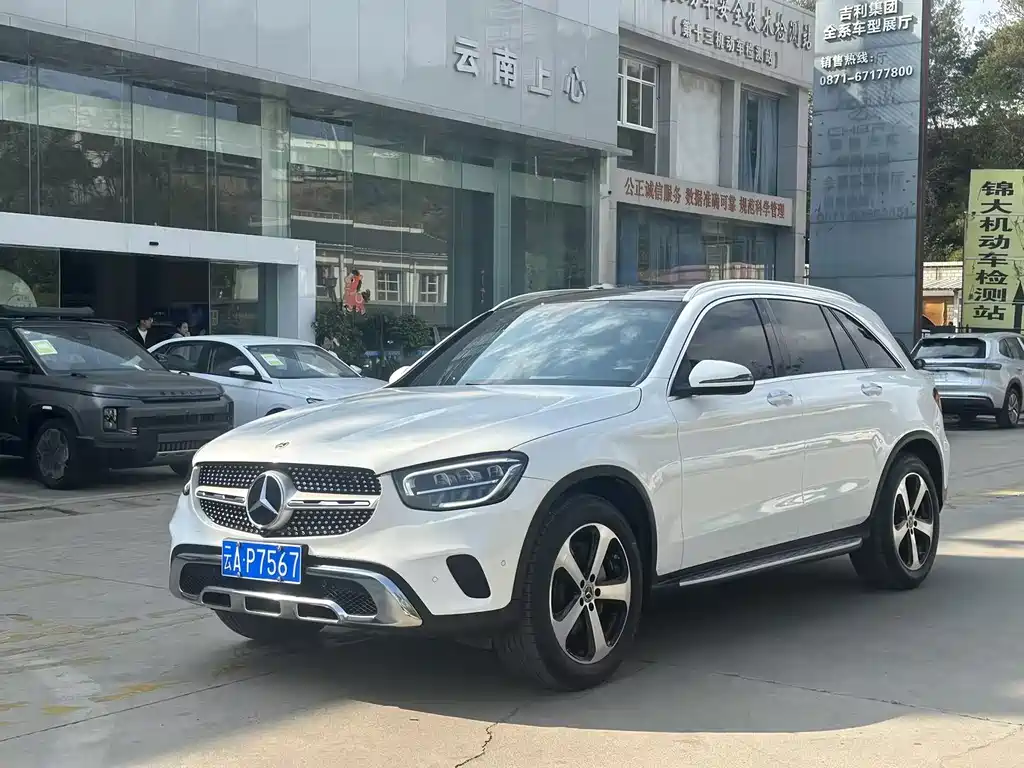 Mercedes-Benz GLC 2022 — фото 1