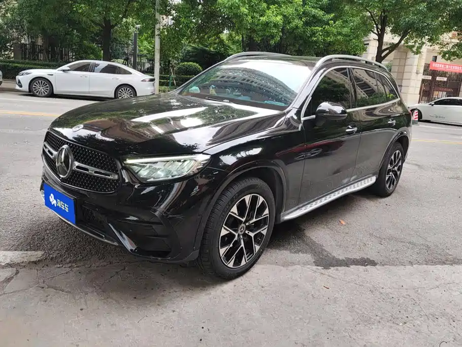Mercedes-Benz GLC 2023