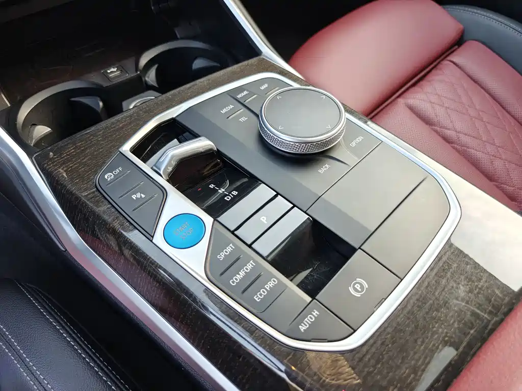 BMW i3 2023 — фото 16