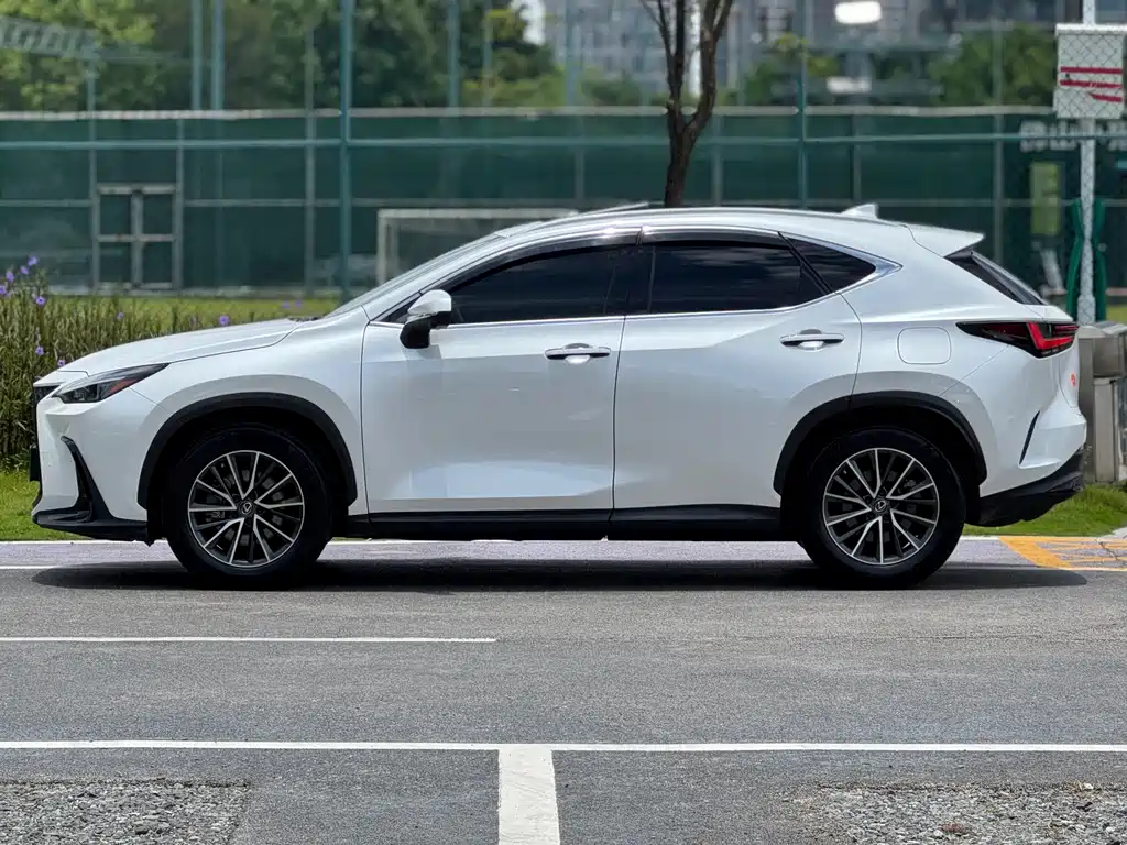 Lexus NX 2023 — фото 3